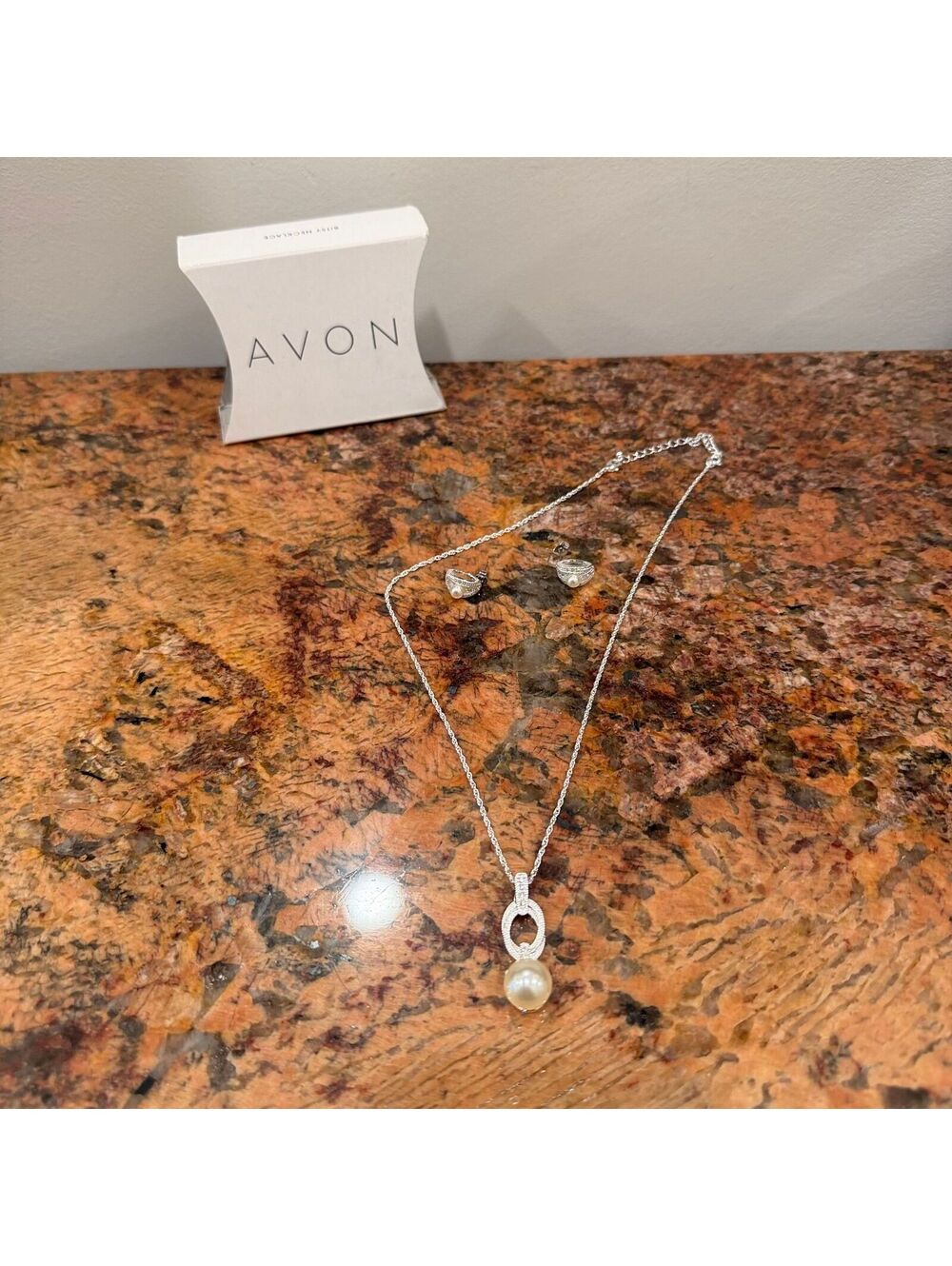 Avon Faux Pearl Jewelry Set